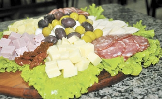 No Caldo & Cia, o cliente encontra petiscos de todos os sabores, além dos famosos caldos e panquecas
